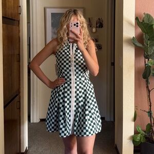 NWT Erin Dress Fore All Size M